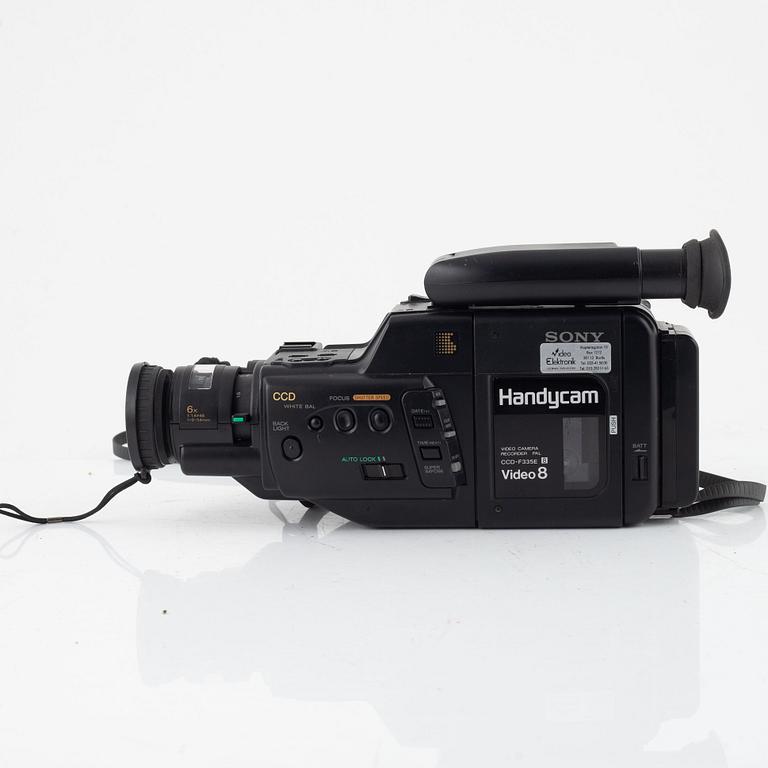 Video camera, Sony CCD-F335E, Sony, Japan.