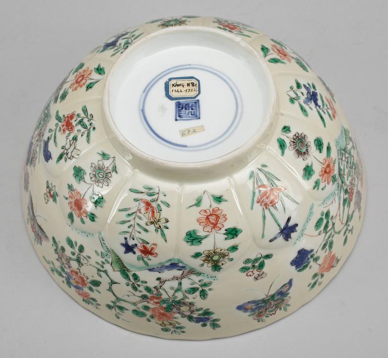 SKÅL, porslin, Qingdynastin, Kangxi (1662-1722).