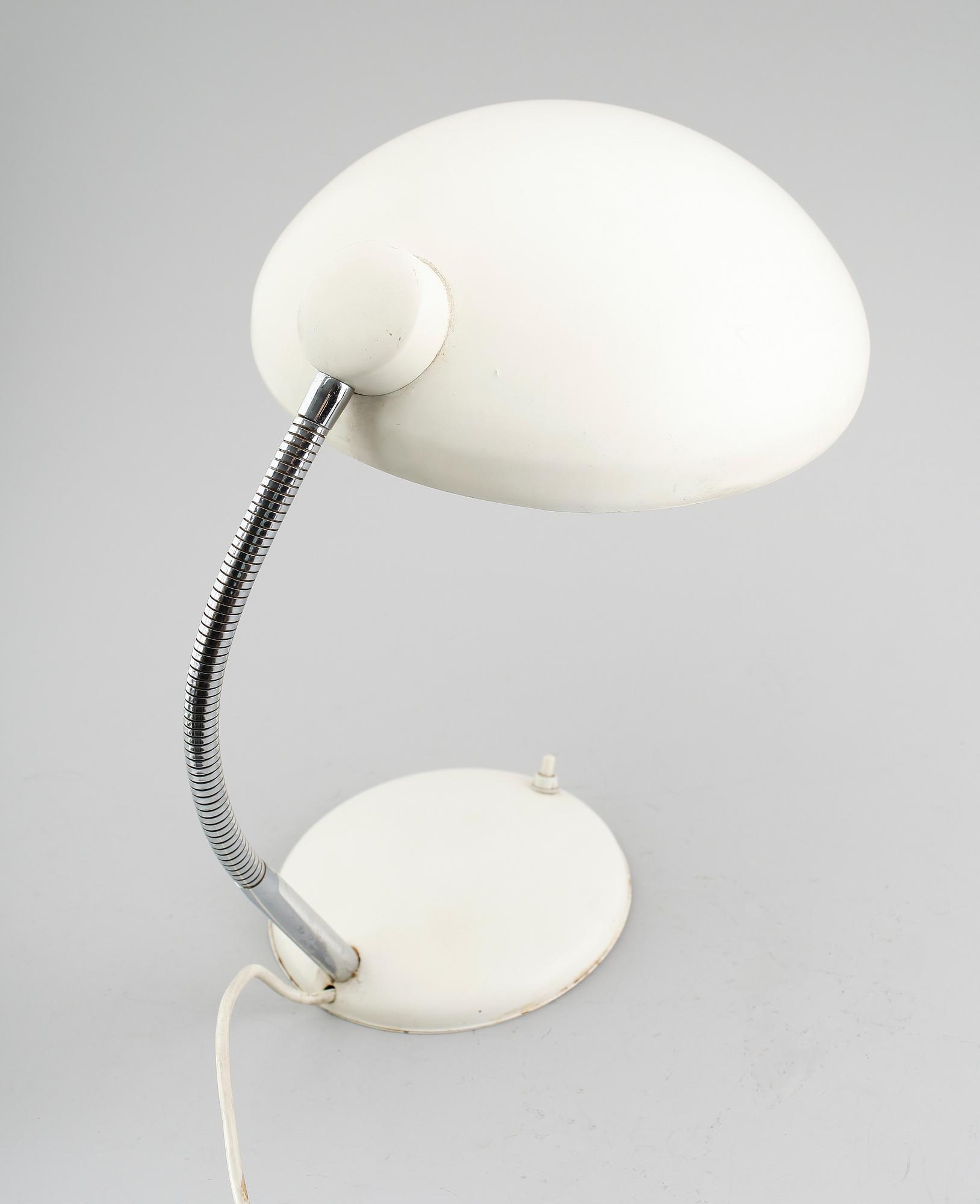 BORDSLAMPA, 1900-talets mitt.