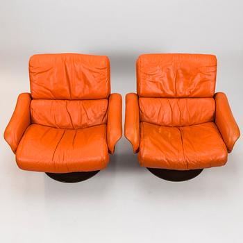 YRJÖ KUKKAPURO, a pair of 1960's 'Saturnus' armchairs for Haimi.