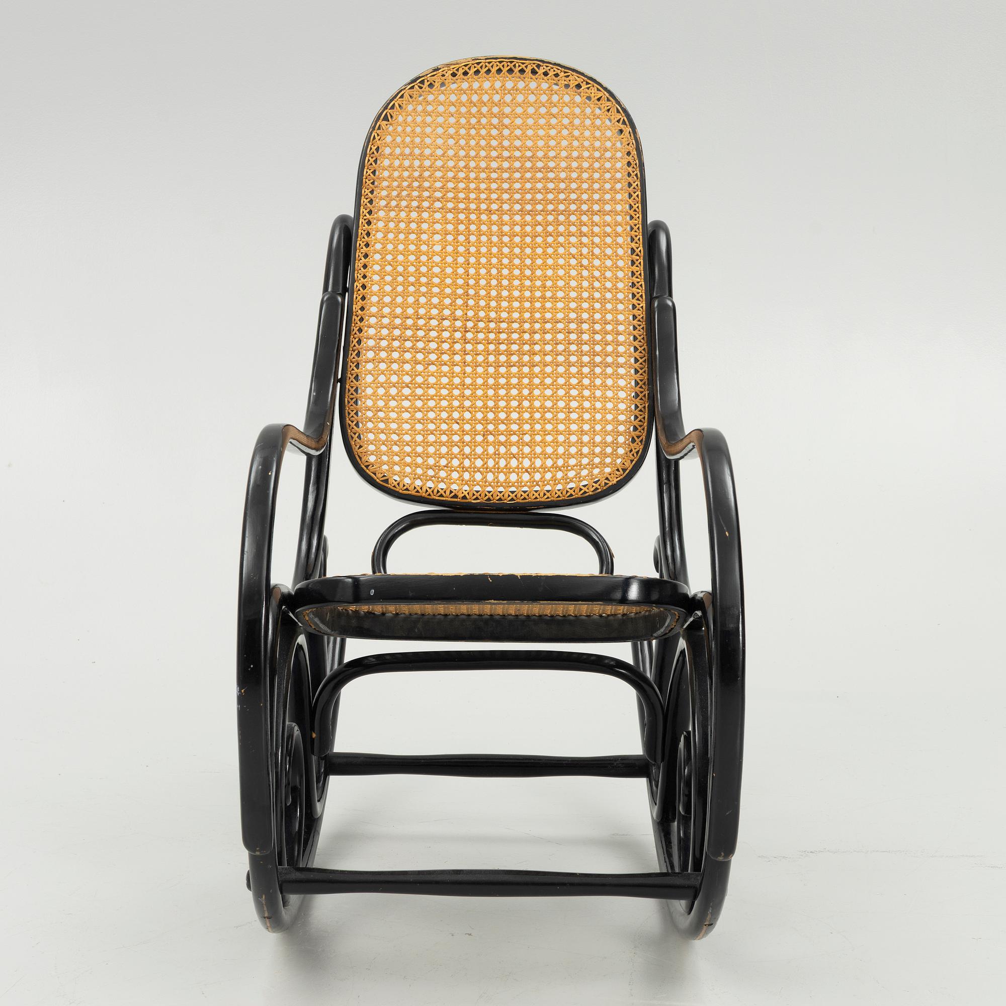 Rocking chair, Fabryka Mebli Giętyc, Poland, second half of the 20th century.