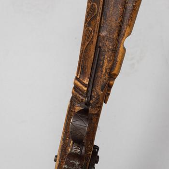 A Percussion rifle, 19th century.