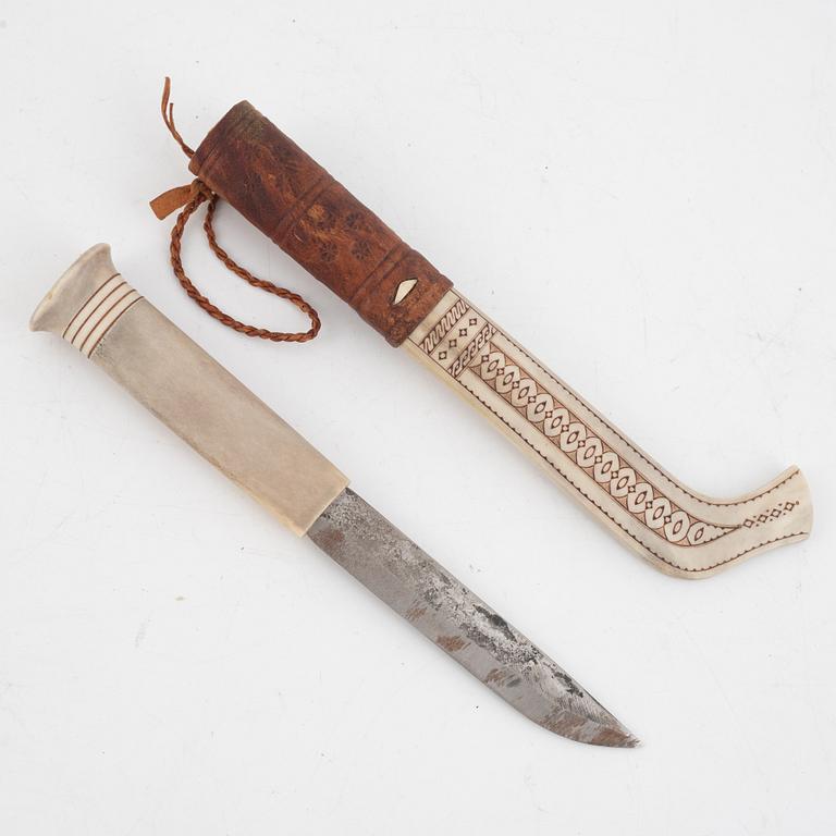 Thore Sunna, a signed reindeer horn knife.