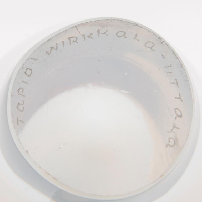 An art glass vase, 'Swim bladders', model 3288. Signed Tapio Wirkkala - Iittala.