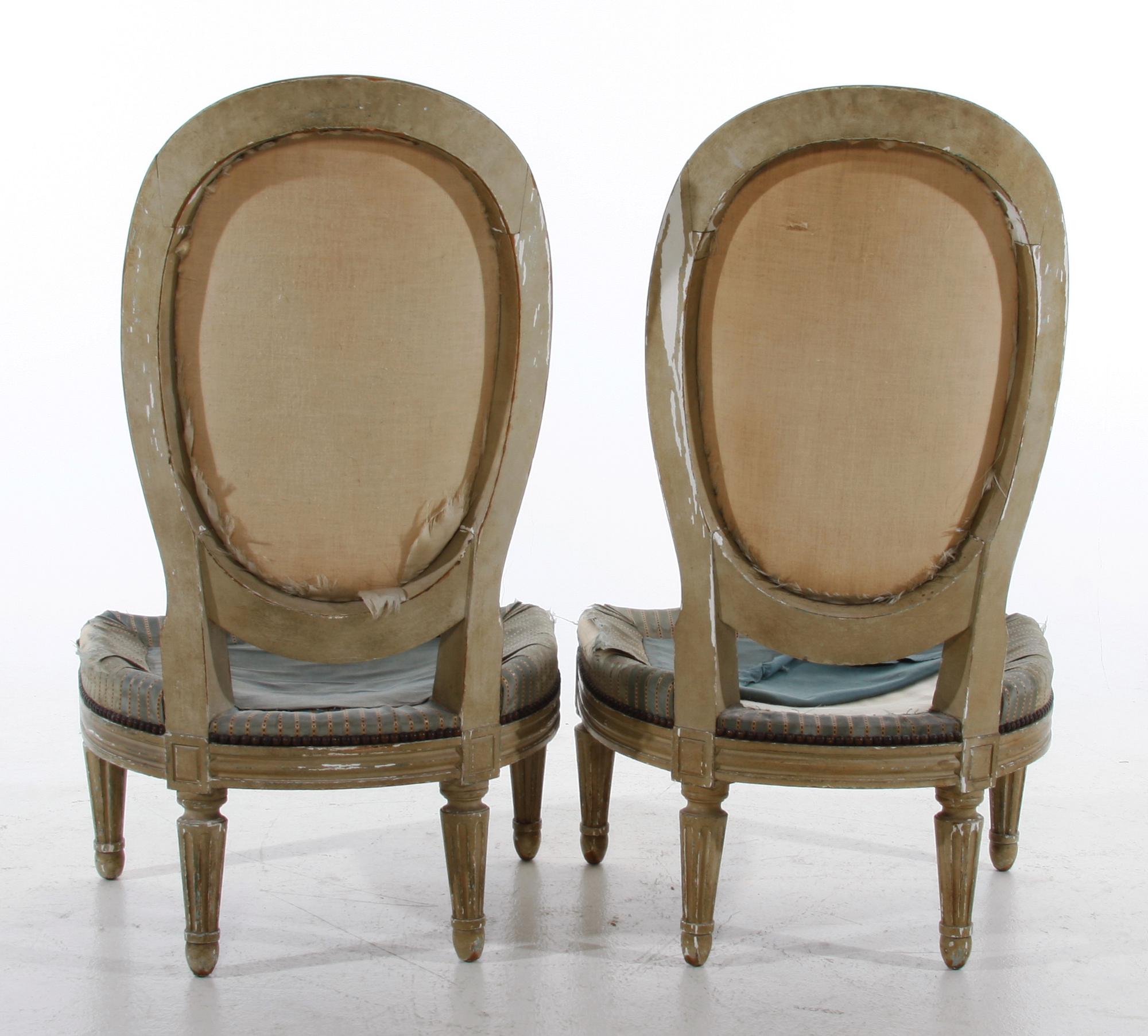 STOLAR, ett par. Gustaviansk stil.