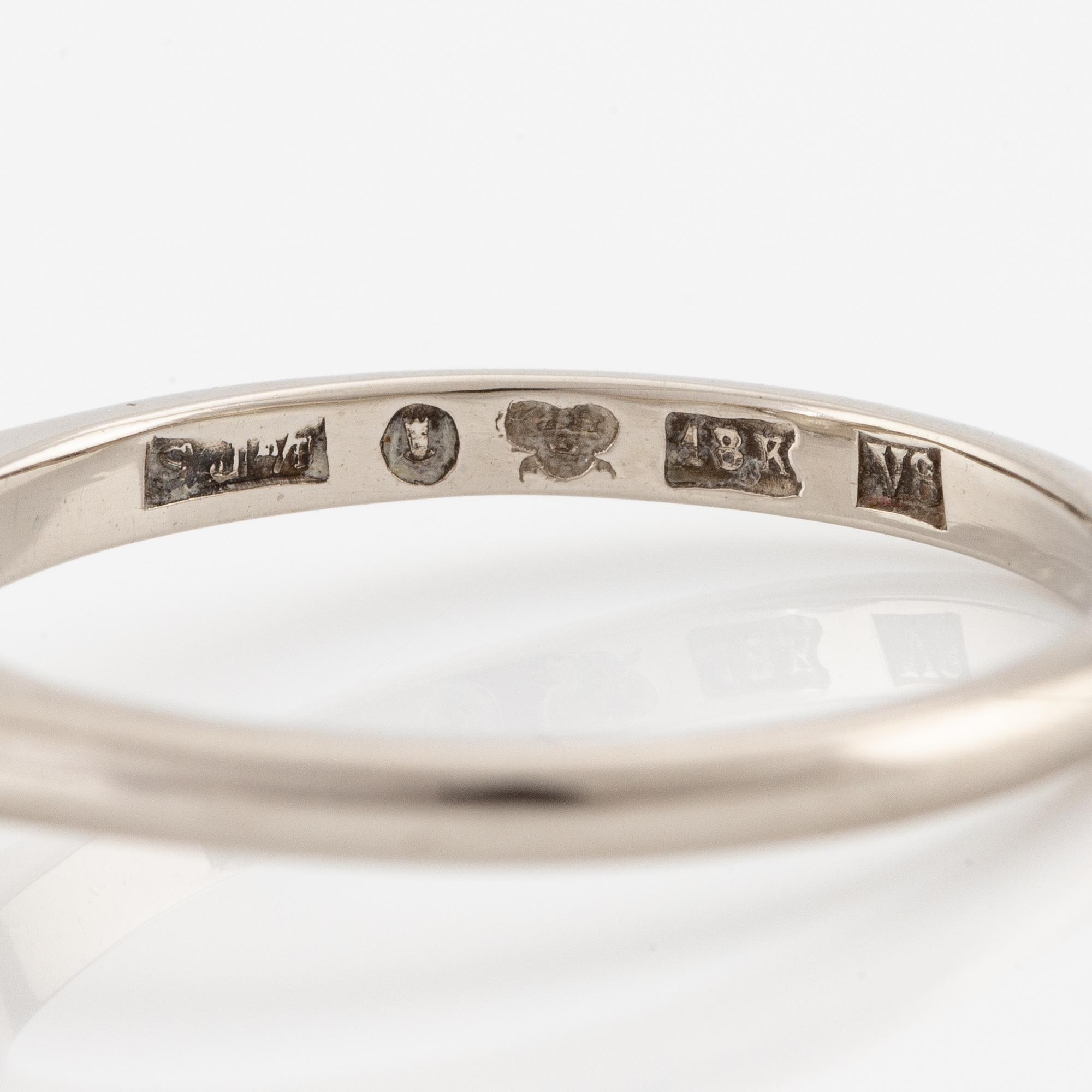 Ring, 18K white gold with old-cut diamond.