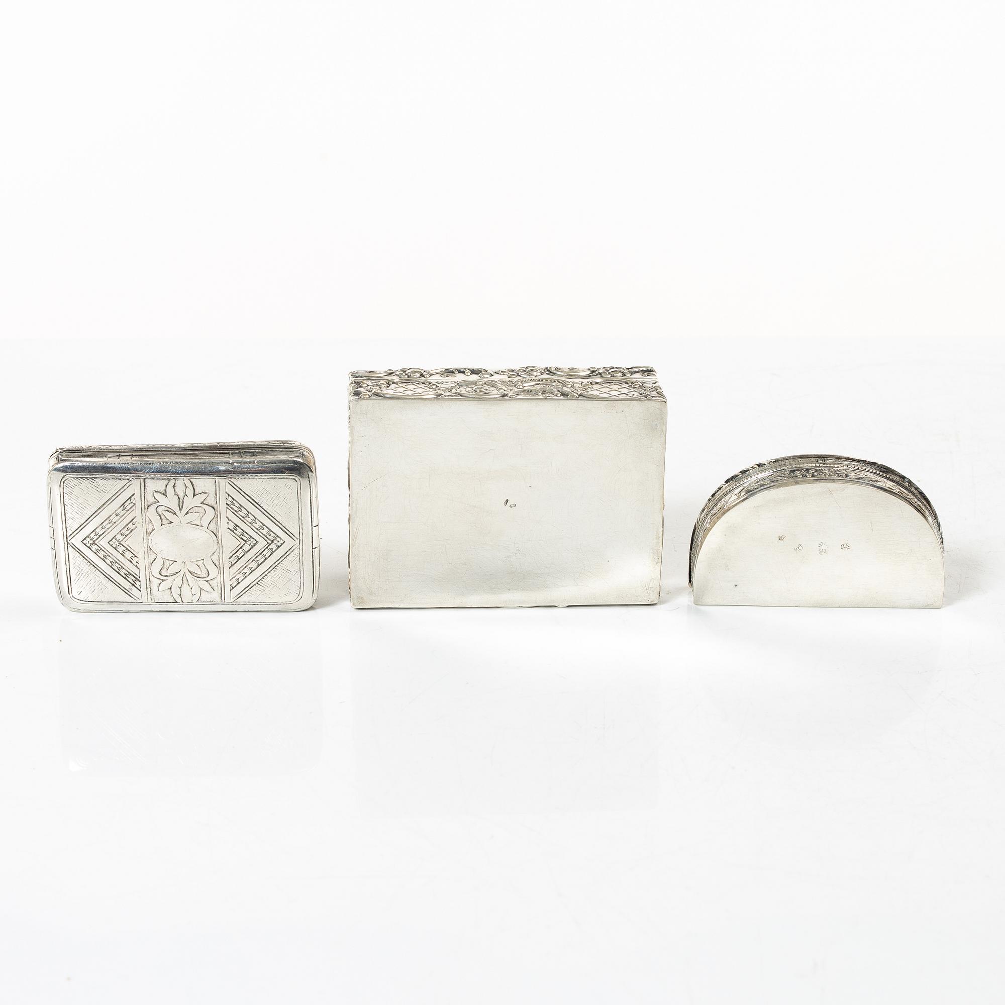 Three silver boxes with lid, Central Europe 18th/19th century.