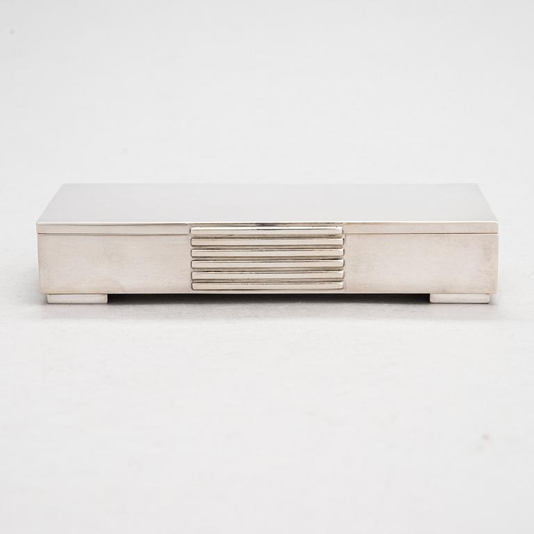 A sterling silver box by Jorgen Jensen for Georg Jensen, Copenhagen 1945-62. Design nr. 857.