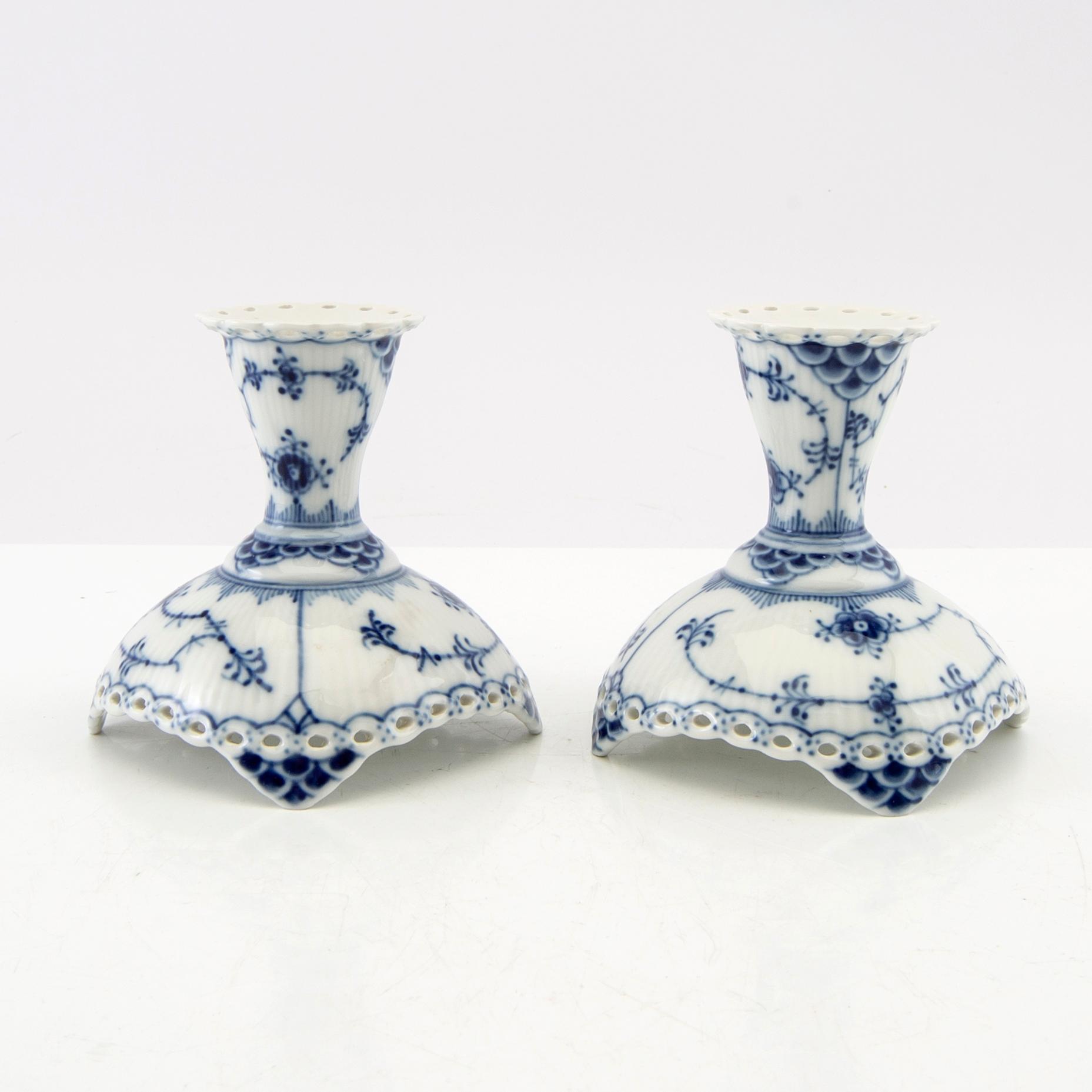 Servis 32 dlr "Musselmalet" hel och havblonde Royal Copenhagen Danmark 1950-1991 porslin.