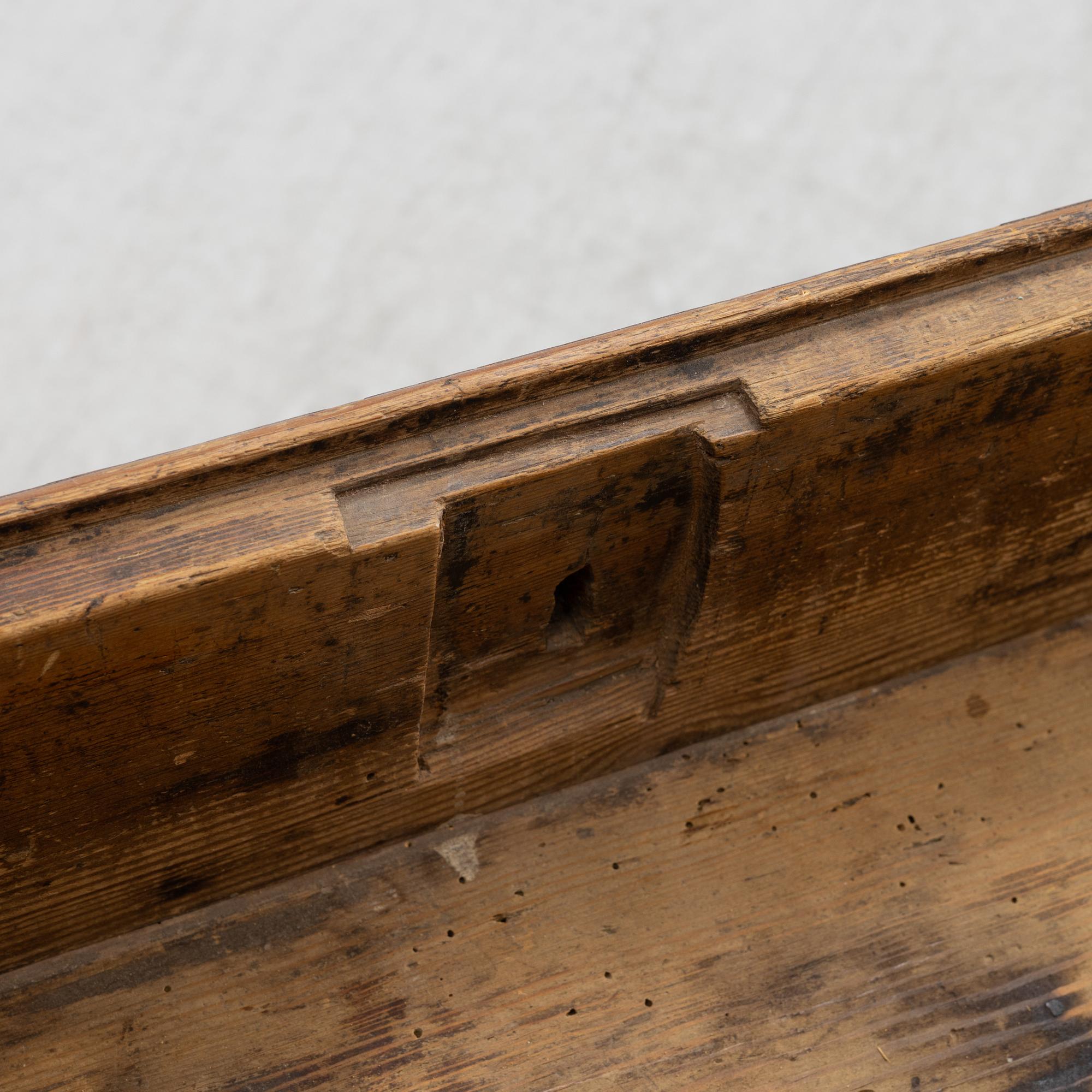 A painted Swedish sectrataire, 18th/19th Century.