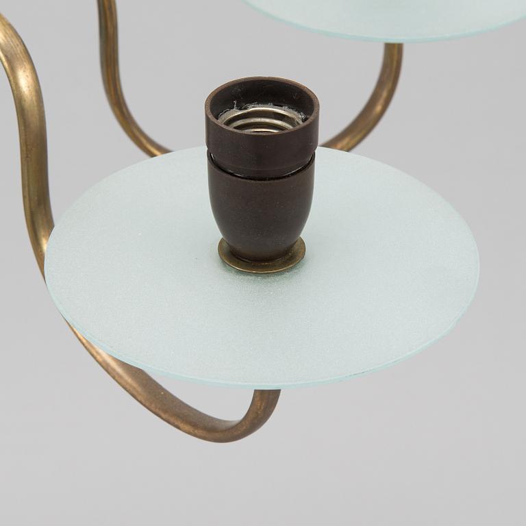Paavo Tynell, A '9030' chandelier for Taito. Made to order 1950.