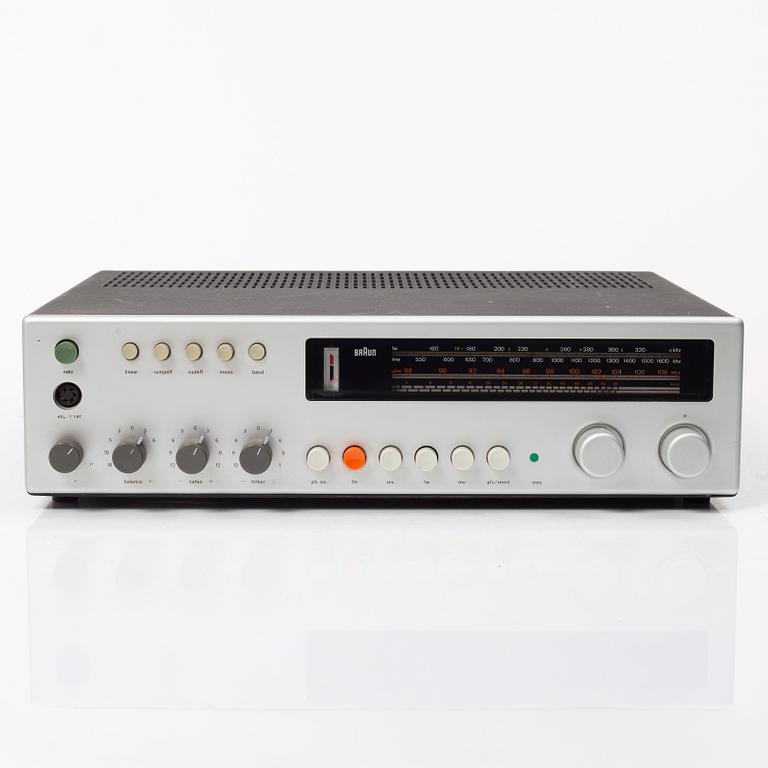 A Dieter Rams HiFi stereo tuner-amplifier, Regie 500, Braun 1970s.