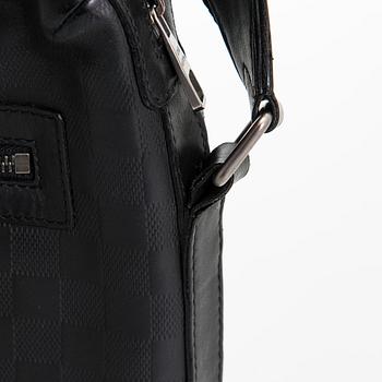 Louis Vuitton, "Calypso Damier Infini", laukku.