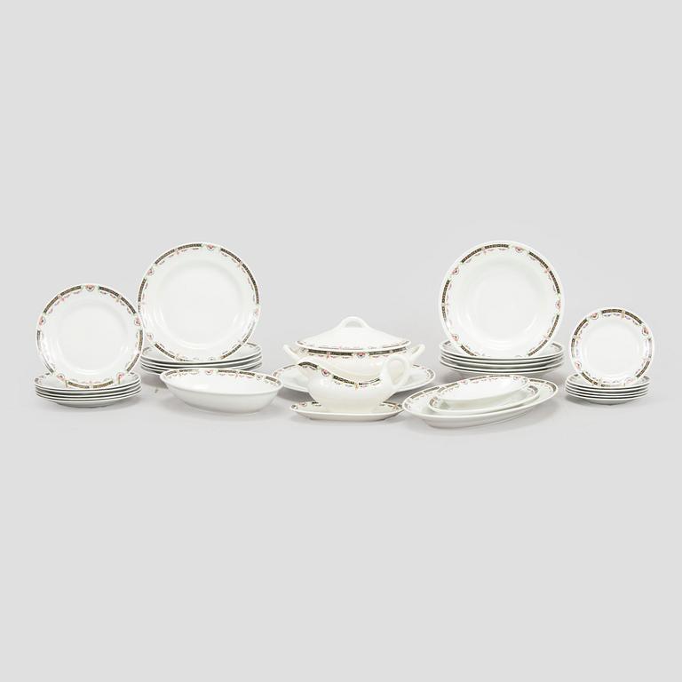 Arabia, Dinner Set, 31 pieces, early 20th century.