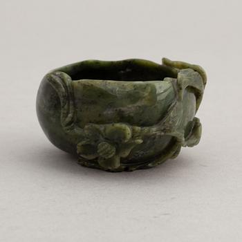 A peach shaped green stone brush washer, Qing dynasty.