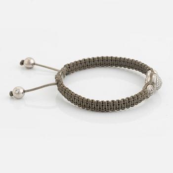 Shamballa brilliant cut diamond bracelet.