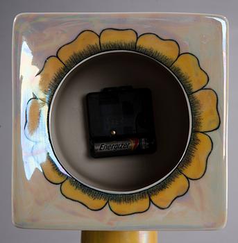 Birger Kaipiainen, A CERAMIC CLOCK.