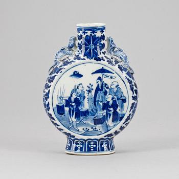 PILGRIMSKRUS, porslin, Kina, 1800-tal.