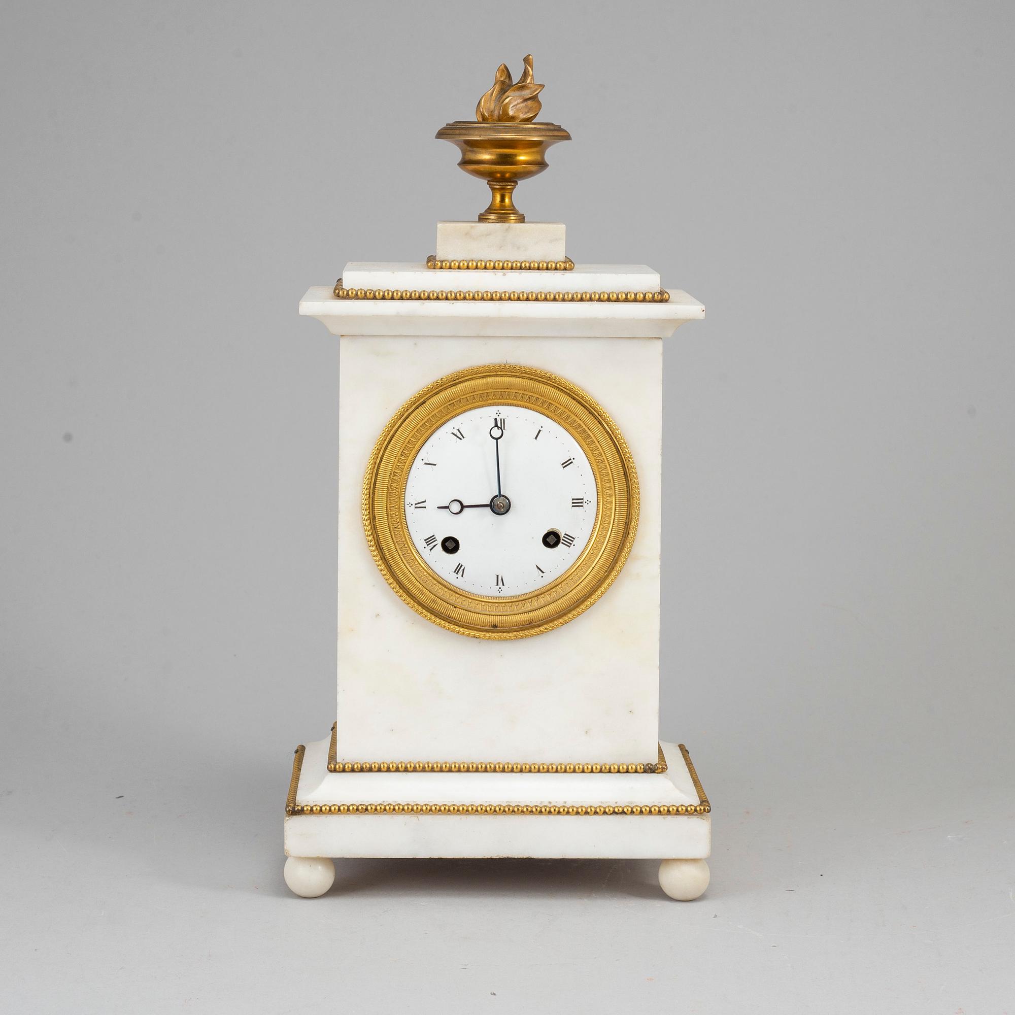 BORDSPENDYL, Empire, tidigt 1800-tal.