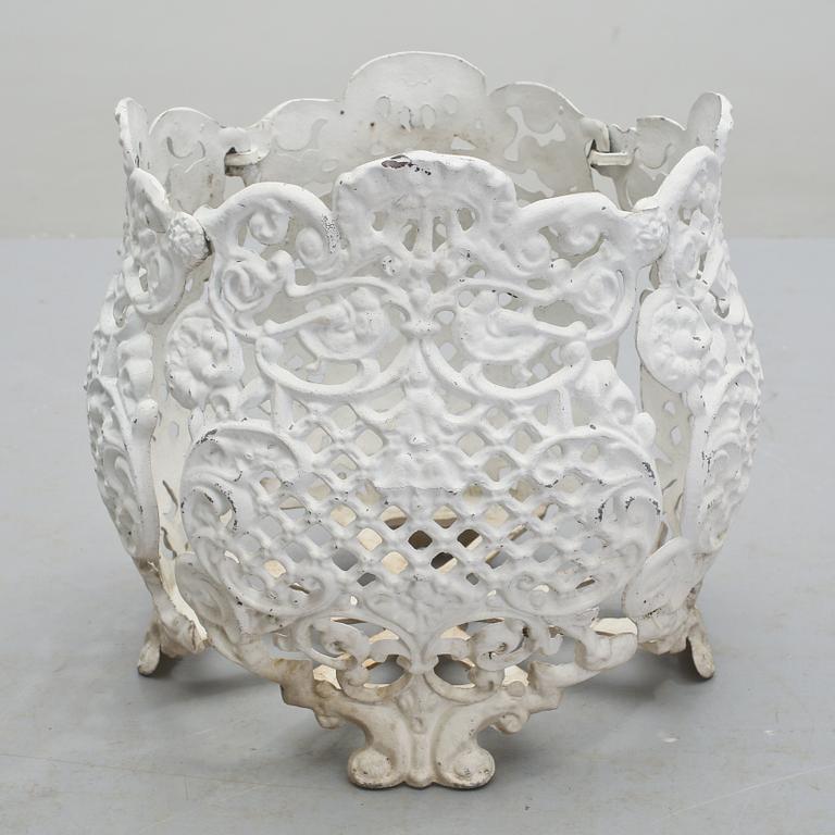 YTTERFODER, 1900-tal.