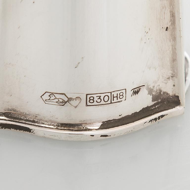 Tapio Wirkkala, a silver vase model TW 2, Kultakeskus, Hämeenlinna 1985.