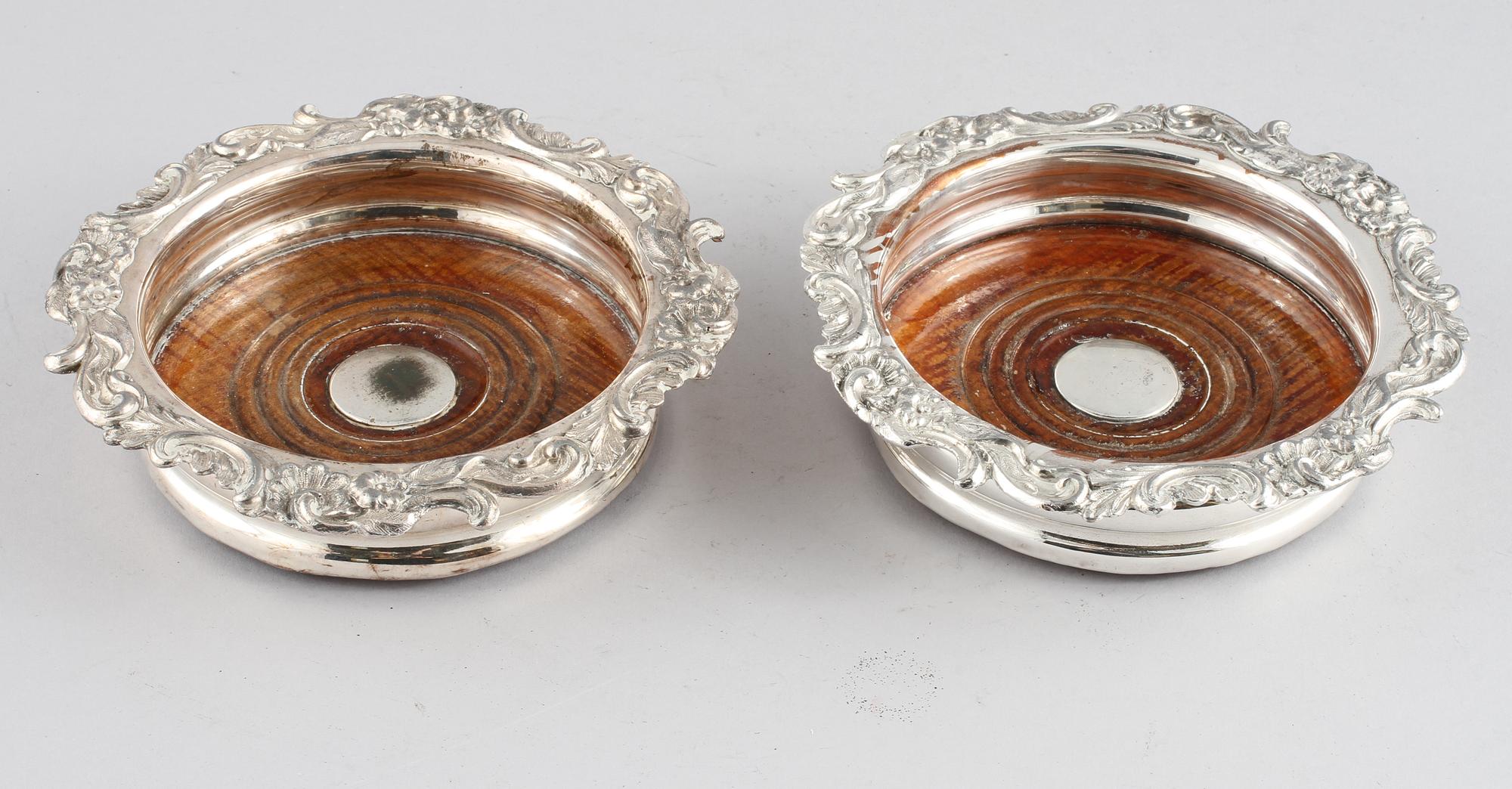 COASTERS, nysilver, 1900-talets första hälft.
