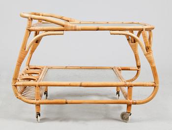 SERVERINGSVAGN, 1900-talets mitt.