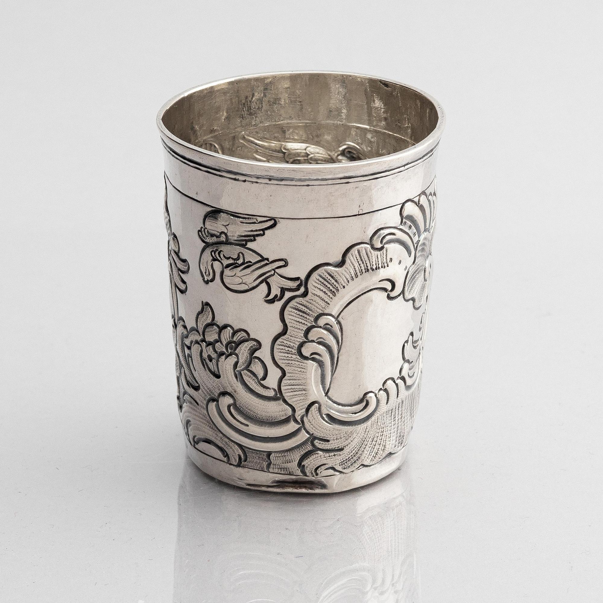 Bägare, silver, otydlig mästarstämpel, Moskva 1768.