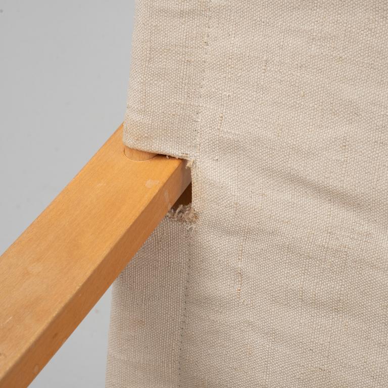 A pair of easy chairs, Börge Jensen & Sons, Bernstorffsminde Møbelfabrik, Denmark, second half of the 20th century.