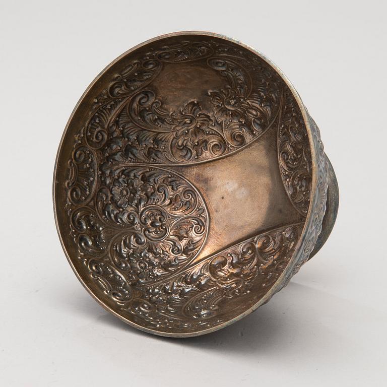 SKÅL PÅ FOT, silver, James Dixon & Sons, Sheffield 1904.