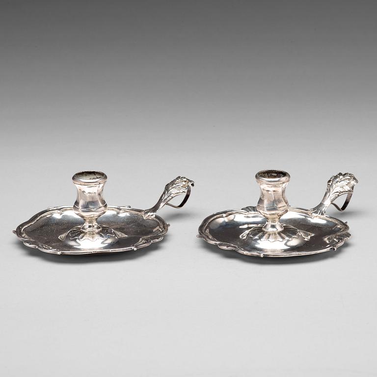 Lorenz Vick, nattljusstakar, ett par, silver,  Ulricehamn 1773, rokoko.