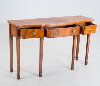 SIDEBOARD, England 1900-tal.