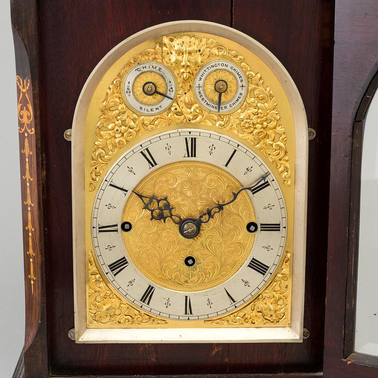 A BRACKET CLOCK, England, second half of the 19th century.