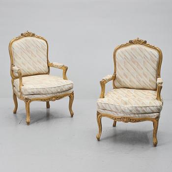 KARMSTOLAR, ett par, Louis XV-stil, omkring sekelskiftet 1900.