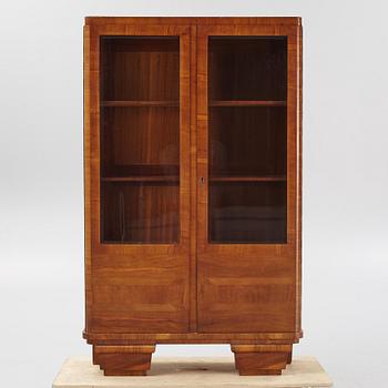 A display cabinet from the 1930's-/40's.