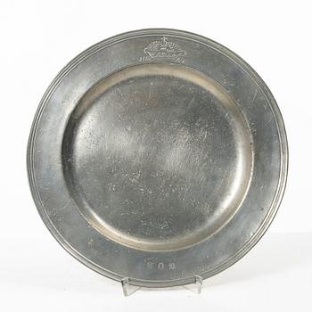 Fat, Engraved H.E.R.S (Hedvig Eleonora Regina Suecia), likely by Thomas Hicks 1680, London (active 1669/70-1727),