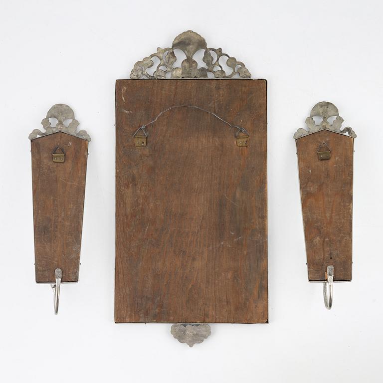 Spegel med lampetter, ett par, tenn, 1920/30-tal.