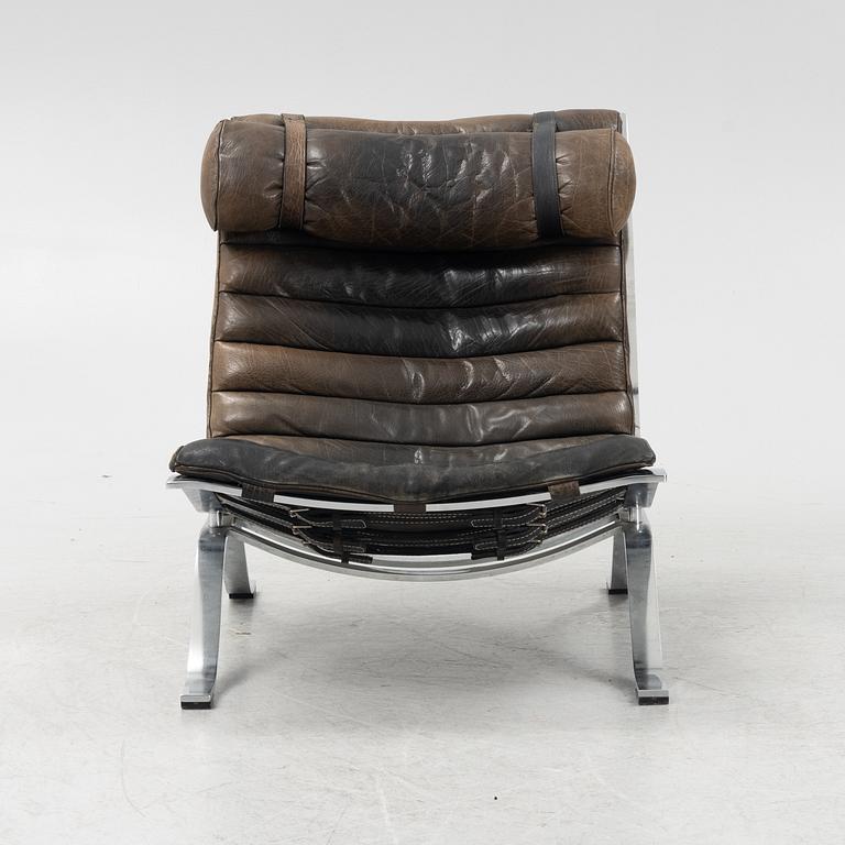 Arne Norell, an 'Ari' lounge chair, late 20th cetnury.