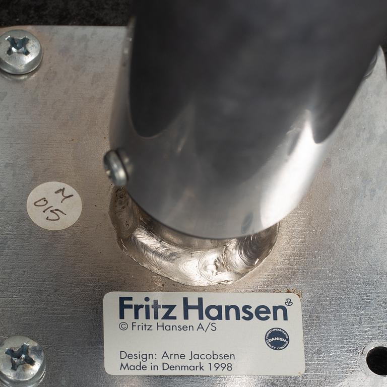 Arne Jacobsen, an 'Oxford Chair', Fritz Hansen, Denmark 1998.