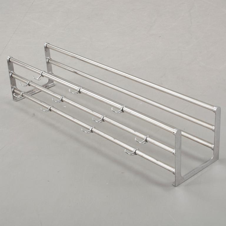 HATTHYLLA, metall, 1900-talets första hälft.