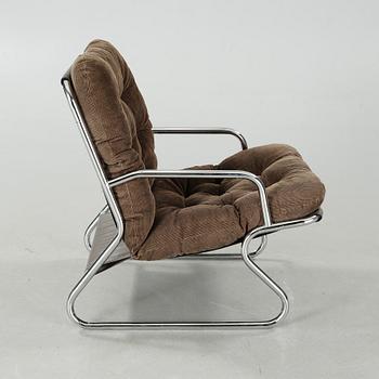 A 1970s armchair.