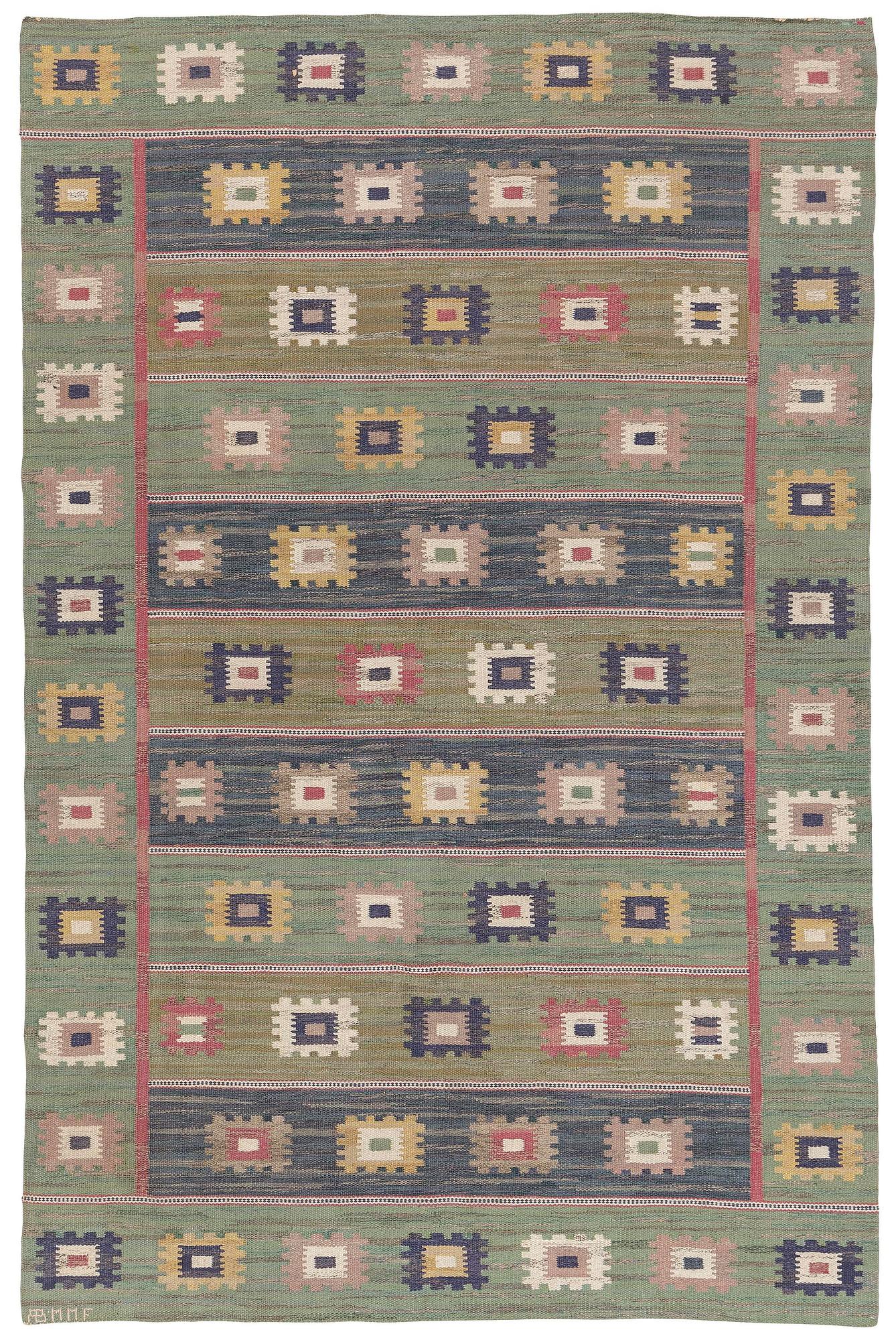 Märta Måås-Fjetterström, matta, "Grön äng", rölakan, ca 305 x 200 cm, signerad AB MMF.