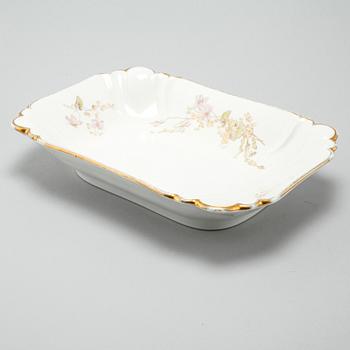 MATSERVIS, 49 delar, opakgods, "Viola", Gustavsberg, tillverkad 1895-1930.