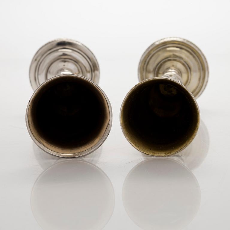 Peter Andreas Möller, Champagnestrutar, 2 st. snarlika, silver och förgyllt silver, S:t Petersburg, 1834 och 1837.