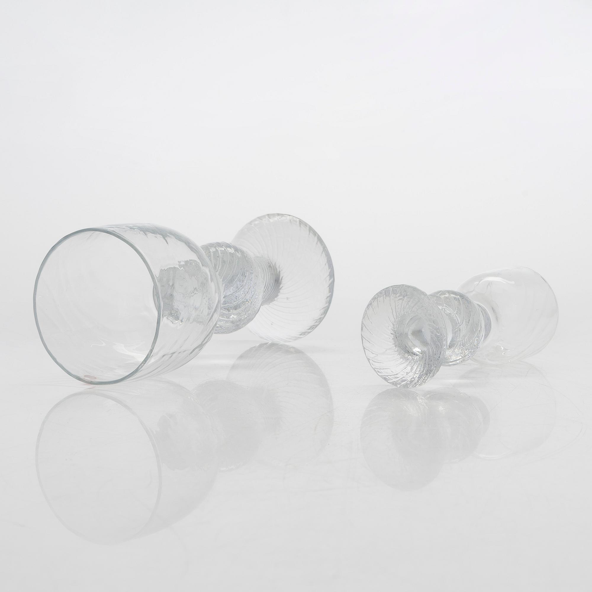 Timo Sarpaneva, dricksglas 18 st, "The knight", Iittala. I produktion 1979 - 1981.