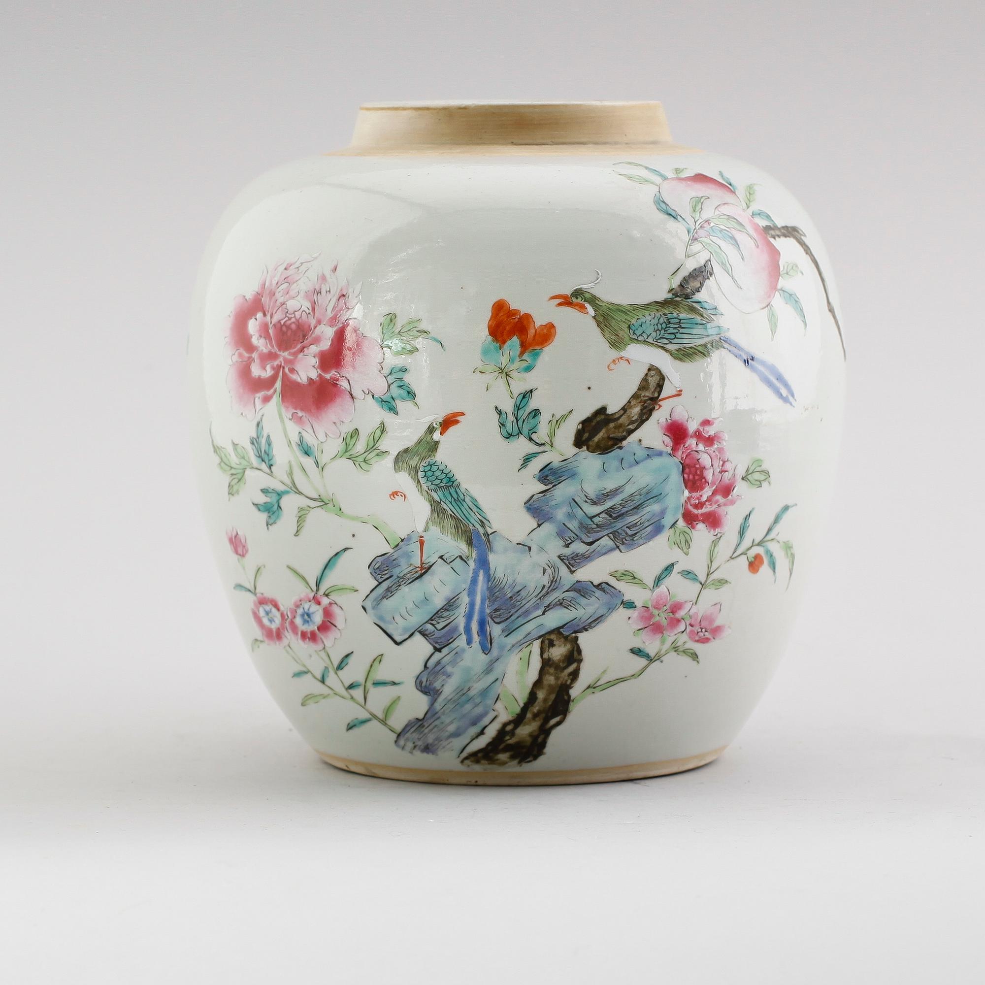 URNA, porslin, Kina, Qianlong (1736-1795).