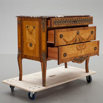 BYRÅ, Haupt-stil, gustaviansk stil. 1900-talets mitt. CITES-intyg medföljer.