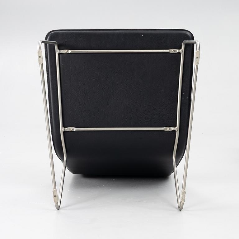 Jasper Morrison, a pair of 'Low Pad' lounge chairs, Cappellini, Italy.