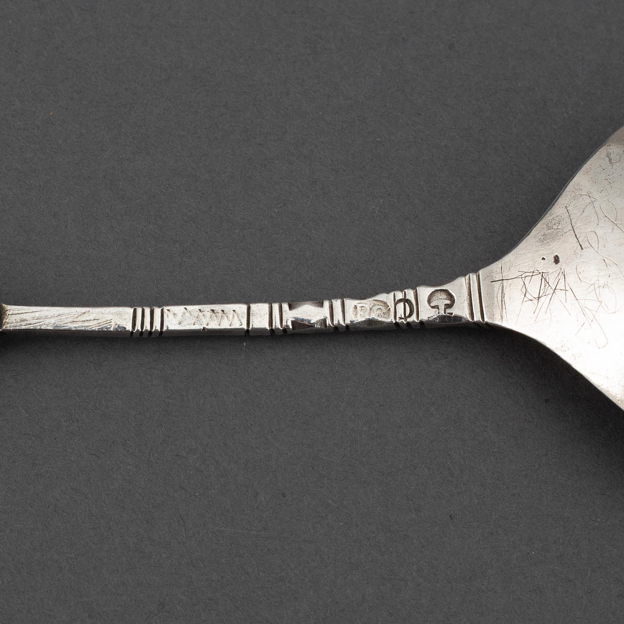 Bengt Collin, sked med dubbel kerubknopp, silver, Uppsala 1701.