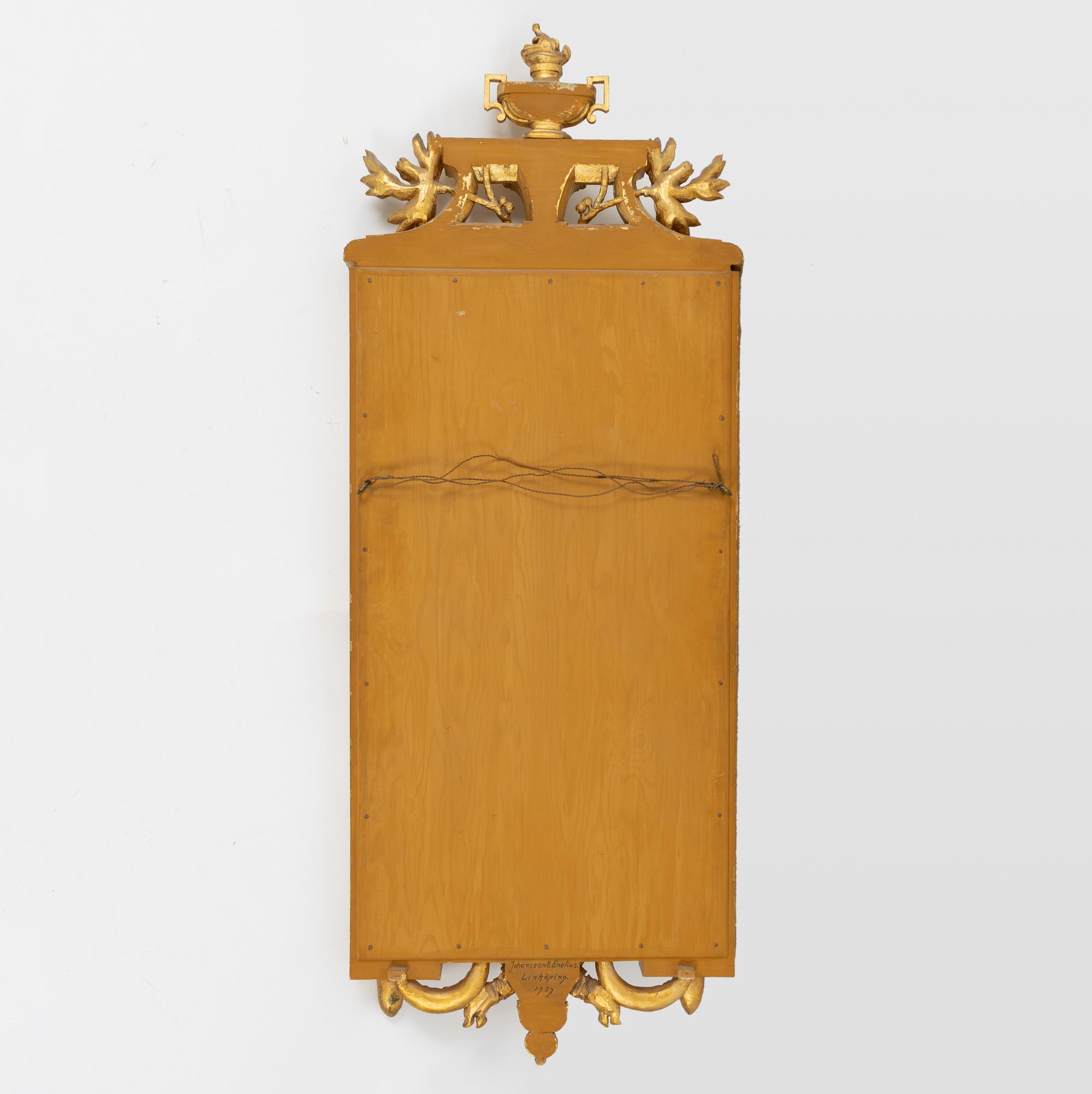 Mirror, Gustavian style, 20th century.